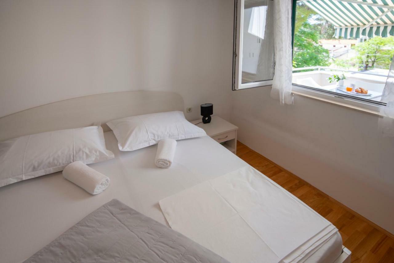 Apartman Pjero 3+2 Makarska Exterior foto