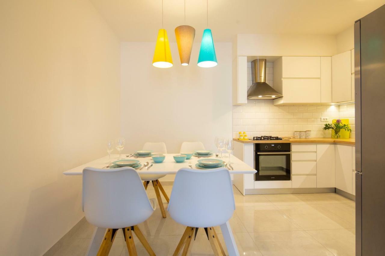 Apartman Pjero 3+2 Makarska Exterior foto