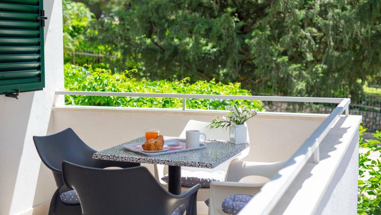 Apartman Pjero 3+2 Makarska Exterior foto